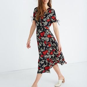 Madewell Peekaboo Sleeve Midi Dress in Hillside Daisies